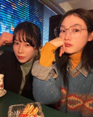 Ha Da-in Instagram - 🍵💚🎞️🎵 _ 🍑🍏🦜🐠