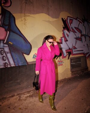 Haifa Wehbe Instagram - 𝐂𝐚𝐦𝐞𝐫𝐚 𝐑𝐨𝐥𝐥 📸 𝐁𝐞𝐢𝐫𝐮𝐭 𝐒𝐭𝐫𝐞𝐞𝐭𝐬 💕

#MyBeirut #HaifaWehbe