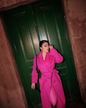 Haifa Wehbe Instagram - 𝐂𝐚𝐦𝐞𝐫𝐚 𝐑𝐨𝐥𝐥 📸 𝐁𝐞𝐢𝐫𝐮𝐭 𝐒𝐭𝐫𝐞𝐞𝐭𝐬 💕

#MyBeirut #HaifaWehbe