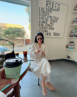 Hajra Yamin Instagram - 🤍
