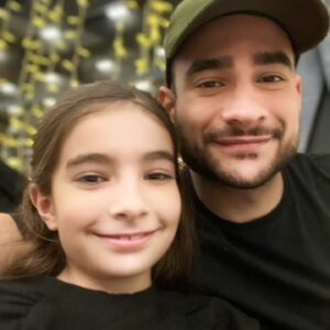 Hale Caneroğlu Instagram - AİLE ZAMANI🧿♥️🧿♥️🧿♥️🧿 #aileherşeydir