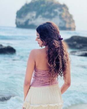 Hansika Krishna Instagram - few more in this outfit :)
