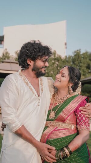 Hariprriya Instagram - ನನ್ನ ಶ್ರೀಮತಿಯ ಸೀಮಂತ-ಸಂಭ್ರಮ..❤️ 
ನಿಮ್ಮೆಲ್ಲರ ಪ್ರೀತಿಯ ಹಾರೈಕೆ ಆಶೀರ್ವಾದಗಳಿರಲಿ..🙏🏼🤗
My baby’s baby shower ❤️
.
.
Planner Extraordinaire✨ @chennurpooja 
Venue Vibes🏛️- @kalanivasthi 
Frame the Magic📸 - @clickmadi 
Timeless Brass Elegance 🪔- @tejomayam_plate_decors 
Bloom & Glow 🌸 - @glam.my.events_by_ar 
Flavours Unmatched 🍽️ - @gkcaterers.bangalore 
House of Silks🥻- @atharva_store_ 
Tailored to Perfection ✂️- @savitha_reddy, @nitara_labelbyreshmasingh 
Sweetest Touch🍫 - @svasthevents 
Makeup Magic💄- @makeover_with_sara 
Hair Perfection 💇‍♀️ - @hair_by_bhavya_achar 
 Henna Tales🖌️ - @mehendistoriesbykiran
.
.
#simhapriya #babyshower 
#BabyShowerBliss
#BundleOfJoyCelebration
#LittleOneOnTheWay
#MomToBeMoments
#ShoweringLoveAndHappiness
#BabyBumpAndBeyond
#TinyFeetBigDreams
#AwaitingBabyJoy
#BalloonsAndBlessings 
#babyshowervibes 
#celebratingnewbeginnings
