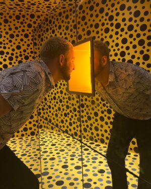 Hayley Williams Instagram - ⚫️⚫️⚫️Yayoi Kusama⚫️⚫️⚫️