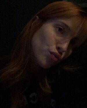 Hayley Williams Instagram - 32 and back to my roots
