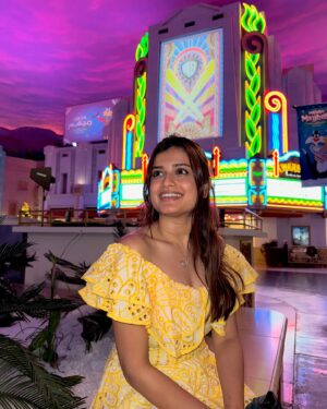 Hemal Ingle Instagram - Life is a roller coaster they said 💁🏻‍♀️