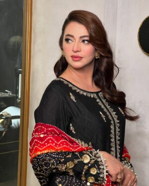Hiba Ali Khan Instagram - Hiba Ali Khan X Mina Muzaffar 

Makeup & Styling by: @minamuzaffar.official