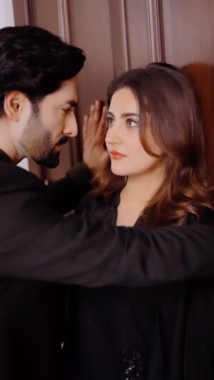 Hiba Bukhari Instagram - ♥️

With @danishtaimoor16 ✨