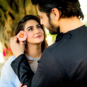 Hiba Bukhari Instagram - Tenu kissey naal jaan ni dena.... 🌸 

📸 @abdulsamadzia