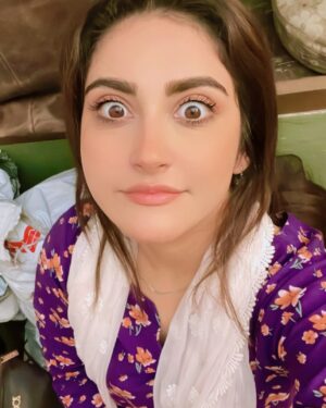 Hiba Bukhari Instagram - Jaan Nisaar photo dump!!

♥️