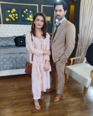 Hiba Bukhari Instagram - Jaan Nisaar photo dump!!

♥️