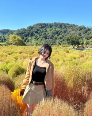 Hwang Se-in Instagram - 근황 💛🧡