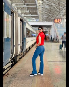Actress Ihana Dhillon HD Photos and Wallpapers March 2025