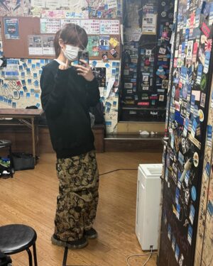 Ikumi Nakajima Instagram - 似合う髪型わからないままひたすら頭皮とキューティクルとナツホとイツキに申し訳なかった2024