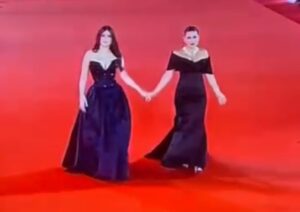 Ingrid Cruz Instagram - Infinitas gracias por todo su cariño y todos los mensajes de amor que nos llegaron a @emischeinffelt_ y a mí♥️❤️♥️
Y gracias a todo nuestro equipo que hicieron que nuestros looks fueran tal cual como queríamos ❤️♥️❤️
 
Vestido mío @patomorenomoda 
Vestido Emilia @diegooses 
Make Up @natalyleivamakeup 
Hair style @jeanbohus y staff Bohus Hair 
Coleta @beautystyle_salon_ 
Joyas @lacoleccion_joyasantiguas 
Zapatos @stevemaddencl 

Y agradecimiento especial a @vecinita 
Que nos ayuda a armarnos y desarmarnos y lo más importante …nos contiene y nos ama ♥️

Lo pasamos increíble @emischeinffelt_ y yo!!!
Gala viña del Mar 2025
Besos a todos
