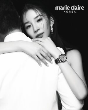 Irene Kim Instagram - BRIDE MODE…officially in print! 👰🏻‍♀️💕

Beyond excited to share our @MarieClaireKorea Wedding February covers with @AudemarsPiguet 🤍 

Endless gratitude to the amazing team for making this moment so magical🥺
Editor in Chief: @fashionyk
Photographer: @photokyj80 
Fashion Editor: @_woory_
Features Editor: @lejetorial 
Brand Communications: @bing_________9 
Hair: @ksw7789 
Makeup: @e_bom 
Styling: @soorink 
Styling Assistant: @woojxxg 

AND the biggest shoutout to my forever Valentine…not just for putting up with me, but for having to make an official debut as a hand & back model!🤣 You absolutely nailed it🤭❤️

#AudemarsPiguet #오데마피게