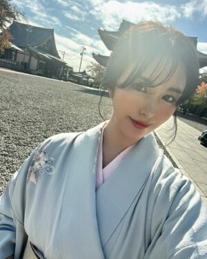 Iroha Yanagi Instagram - ・
2024年もありがとうございました⸝˗⸜☀︎☁︎

いろいろな出来事があった2024
でも大きく価値観や本質的な部分を
見つめ直すことができた年でした。
皆さんにとってはどんな一年でした？

2025年は笑顔あふれる年にしたいな😌✨

後悔のない素敵な年の瀬を…♡