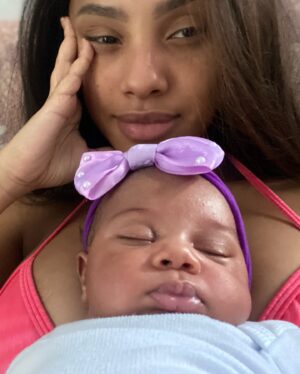 Isadora Salles Instagram - 3 semanas de nós ❤️
A mamãe descobriu finalmente oque é o amor 🥰❤️