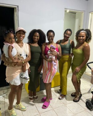 Isadora Salles Instagram - Helena e Família 💖

Conhecendo aos pouquinhos o pessoal dela 
(Ainda falta gente 😮‍💨)