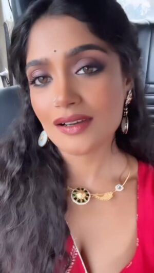 Isha Keskar Instagram - Kala to Kallu kaliya 👻

#ishakeskar #kala #lakshmichyapavlani #starpravah