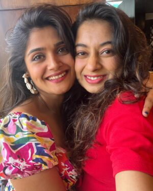 Isha Keskar Instagram - Sunday Brunch with Bestie 💕

@hoegaardenindia 
@tajlandsend 

#brunch #savourthemoment #deliciousindulgence #ishakeskar