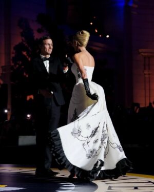 Ivanka Trump Instagram - The Presidential Inaugural Ball 🇺🇸