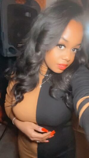 Jaimee Foxworth Instagram - 🤎🖤