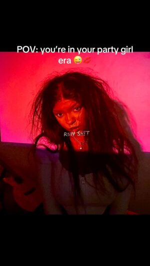 Ja'ness Tate Instagram - Where my party girls at ?👀🤪 #runshit #janessmusuc #newmusic