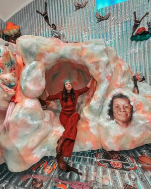 Jasmin Wagner Instagram - Das war mein Januar — und wow, morgen ist er schon rum, der erste Monat des neuen Jahres. 
Mal gemütlich 🧦, mal kreativ 🎨, mal wild 🍸… mein Januar war in jedem Fall ereignisreich. 
Von Bloody Mary zu Kaffee-Plausch ☕️ über Studio Session 🎙️— es war alles mit dabei. Und vor allem habe ich enorm viel Kraft für das Jahr getankt 💪🏽

Hamburg im Millerntorstadium — Von Mallorca nach London und Berlin, Eisbaden auf Sylt 🧊 und schließlich nach Österreich in die Berge 🗻, langweilig war es auf jeden Fall nicht. 

Ich hoffe, ihr konntet die ersten Wochen des Jahres genauso genießen und freut euch gemeinsam mit mir auf alles Weitere, was kommt! 🎶🎧🎹🎤

xoxo eure Blume 🌸

#blümchen #blümchen2025 #newyear #januaryrecap #photodump #january #recap #dump
