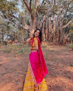 Jasmine Rath Instagram - Me being the apple of my eye 🤍✨

#jasminerath