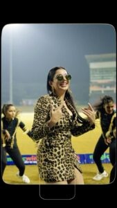 Actress Jasmine Sandlas HD Photos and Wallpapers September 2024