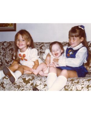 Jennifer Garner Instagram - My sisters’ birthdays fall on either side of this week, just as my sisters landed on either side of me. Smashed in the middle, right between Melissa and Susannah, is where I belong—more than any other spot on the planet. I’m more and more grateful to be the middle Garner Girl, buffered from the world by one big and one little. Happy birthday, Sisters. ♥️