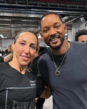 Jennifer Miranda Instagram - 💫 2024 un año de aprendizajes, retos y momentos que me transformaron. Gracias por cada experiencia, por lo bueno y lo difícil, y a Dios por guiarme en cada paso, acercarme a grandes personas y referentes y permitirme viajar y entrenar por el mundo 🌍 Me despido con la mirada al frente, lista para escribir un nuevo capítulo ¡¡¡ Adelante 2025 !!! 🥂🥊 

💫 2024, a year of lessons, challenges, and moments that transformed me. Grateful for every experience—the good and the tough—and to God for guiding me every step of the way, bringing amazing people and role models into my life, and allowing me to travel and train around the world 🌍. I say goodbye with my eyes on the future, ready to write a new chapter. Here’s to 2025! 🥂🥊