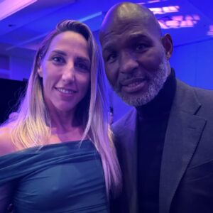 Jennifer Miranda Instagram - Quiero agradecer a @wbaboxingofficial @gilberticowba y @juanchoarias por el trato tan cercano y especial que me han brindado. Ha sido un honor formar parte, junto con mi equipo @theboxerclub.es , de esta gran familia, donde el respeto, la calidez y la pasión por el boxeo 🥊 se sienten en cada detalle. Me llevo recuerdos inolvidables y, sobre todo, el cariño de personas que hacen de este deporte algo único. ¡Gracias de corazón! ♥️ 

I want to thank @wbaboxingofficial, @gilberticowba, and @juanchoarias for the warm and special treatment I have received. It has been an honor to be part, together with my team @theboxerclub.es , of this great family, where respect, kindness, and the passion for boxing 🥊 are felt in every detail. I take with me unforgettable memories and, above all, the affection of people who make this sport truly unique. Thank you from the bottom of my heart! ♥️