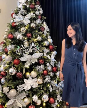 Jennifer Rachel Natasya Instagram - Merry Christmas dari aku yang (masih) belum berkeluarga✨🎄😊🙏🏻