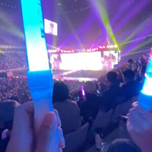 Jennifer Rachel Natasya Instagram - Happy 13th Anniversary JKT48🎉

Bangga banget melihat tempat aku grow up as a teenager semakin besar dan berkembang, bahkan konser di venue kemarin…

Lucu banget nonton, nuker tiket, nyanyi, joget dari pov yang lain it was superr fun, jadi bisa ngerti ohh gini rasanya yaa nonton jeketi emang seru 😆

Abis nonton aku jadi punya oshi baru, kalo kamu oshinya sekarang siapa? hahahaha