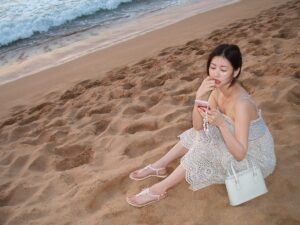 Jeong So-min Instagram - 🌈🌴