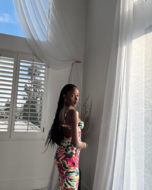 Jessica Allain Instagram - Positive Vibrations🌺
@montce_swim