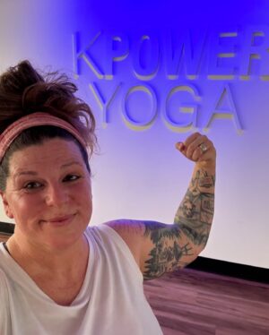 Jessica Kresa Instagram - I ❤️ my Hott yoga!!! It challenges me so much and makes me feel so damn good after!!!! #hotyoga #takecareofyourself @kpoweryogamn