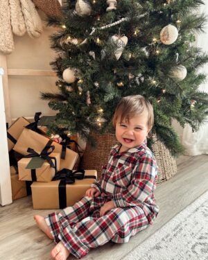 Jessica Tyler Instagram - Merry Christmas Eve from our (growing!) family to yours - my heart is so incredibly full ❤️🥰🎄