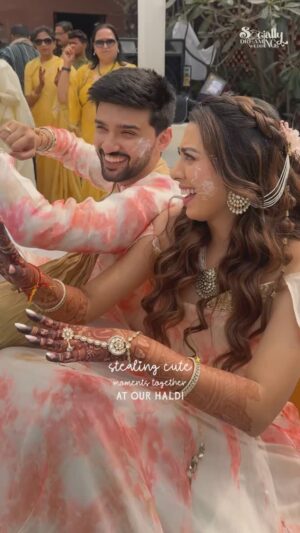 Jheel Mehta Instagram - Divided by games, united by love 😂✨🩵💛

Wedding planner: @mywedzy 
Captured by: @sociallydreaming 

#JheelKePyaarMeDube #AJHaldi #JheelMehta #AdityaDube
