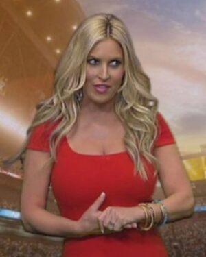 Jillian Warry Barberie Instagram - Throwing it back to some unforgettable Super Bowl moments during my time as a co-host for the NFL on FOX! From twinning with @pamelaanderson, hanging with the legendary Terry Bradshaw, and hosting the Maxim Super Bowl Party in 6-inch stilettos, to rocking a red dress just weeks after giving birth to Rocco…talk about a wild ride! #SuperBowl #NFL #nflonfox