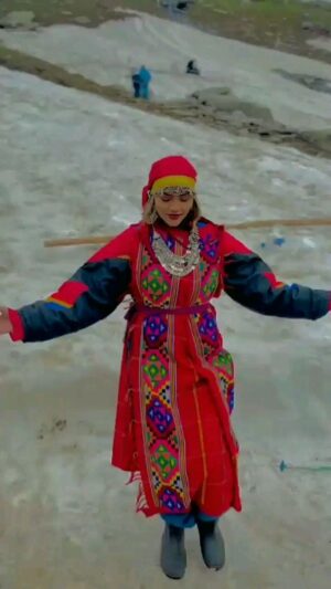 Jinnie Jaaz Instagram - Somewhere in heaven
.
.
.
#reelindia #reelstrendingvideo #ᴛʀᴇɴᴅɪɴɢʀᴇᴇʟs #himachalgram #himachalpradeshtourism #shimladiaries