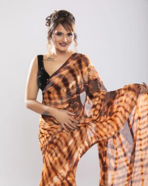 Jinnie Jaaz Instagram - Wrapped In Elegance, draped In Traditional.