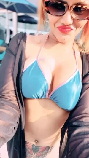 Jinnie Jaaz Instagram - Bikni shoot 📸