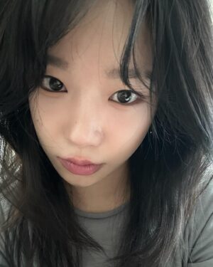 Jo Yu-ri Instagram - 🍜🍥🍓😋