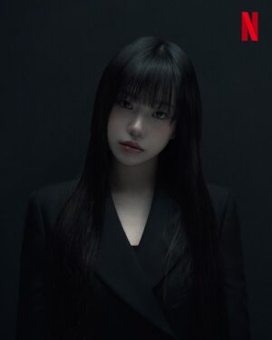 Jo Yu-ri Instagram - > •
 ー　　　　　 ᗜ ✌︎︎ 

@netflixkr 
@netflix