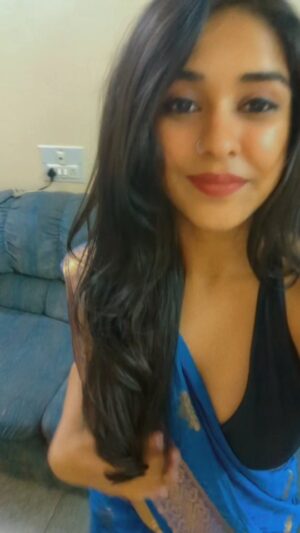 Joeann John Instagram - Your girl is back 🧞‍♀️✨

.
.
.
.
.
.
.
.
.
.
.
.
.
.

#bangalore #love #reels #saree #mallu #fyp #fashion #lifestyle