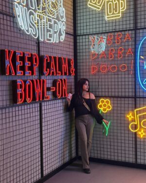 Joeann John Instagram - New favourite spot! @daveandbustersindia ❤️