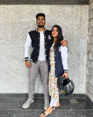 Joeann John Instagram - Raising our glasses to the end of our college journey and for making memories that last a lifetime! 🥂

31.08.2023

#lastday #college #bestfriend 🤍